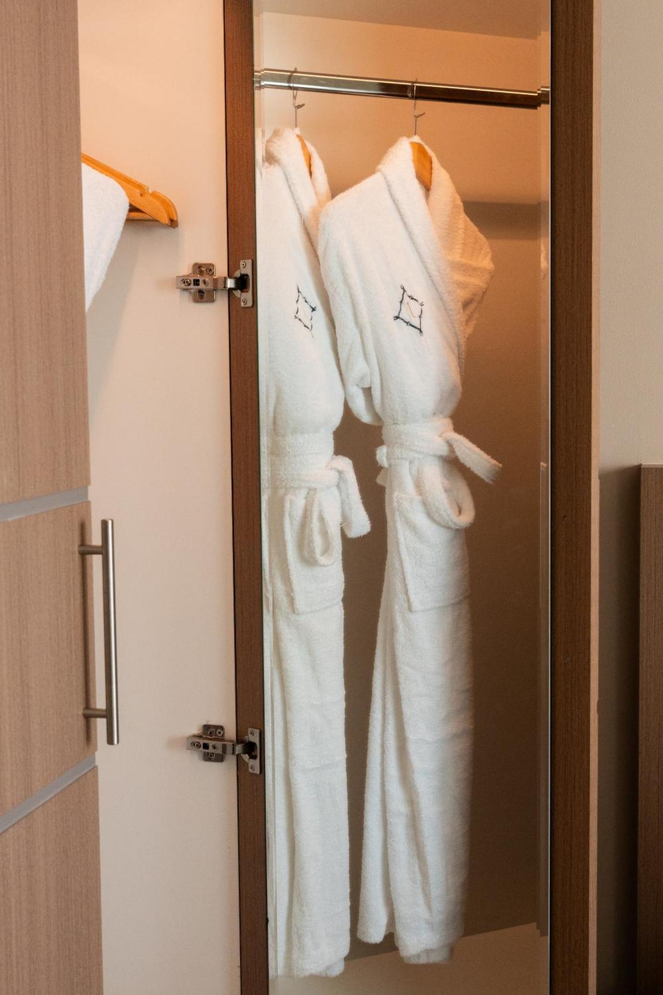 Jood Hotel Apartments ドバイ エクステリア 写真